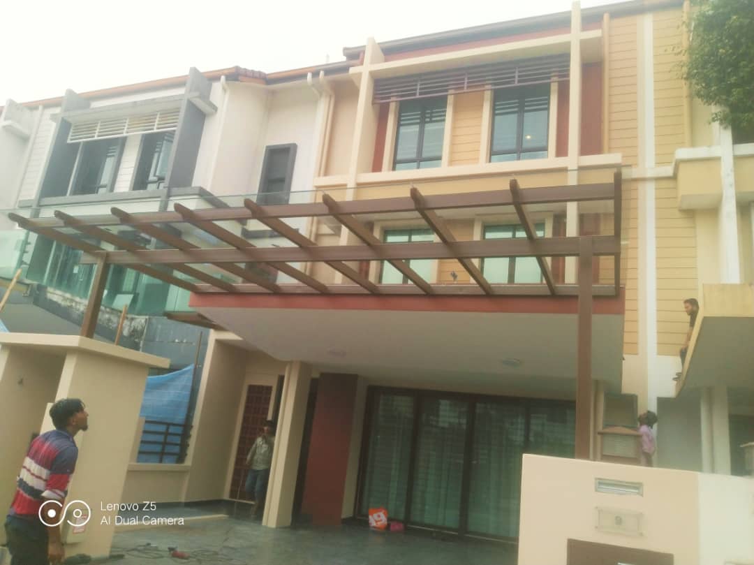 Awning & Pergola